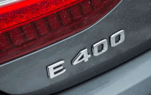 Giá xe Mercedes E400 AMG
